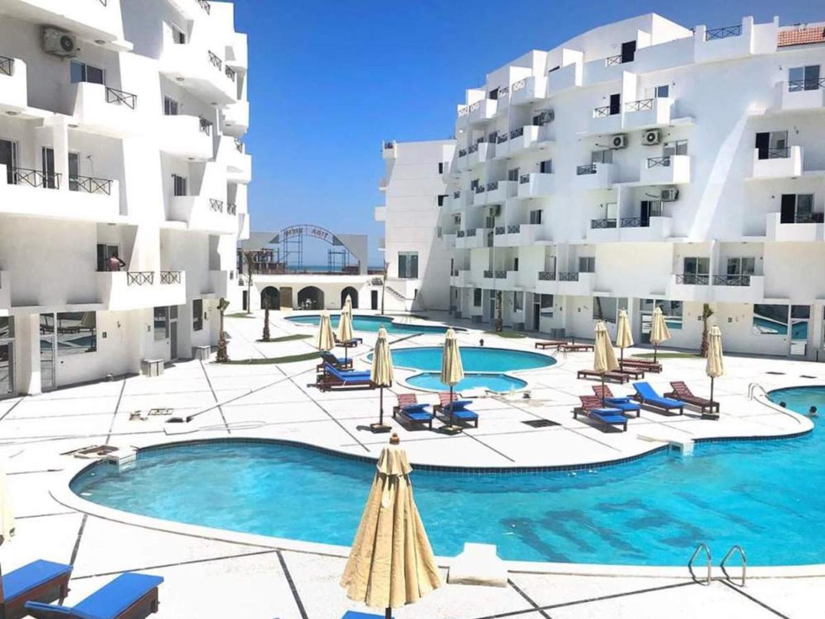 Apartment Dolcezza Near The Sea Redsealine Gurdaka Kültér fotó